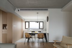 “轻侘寂+自然松弛”的风格